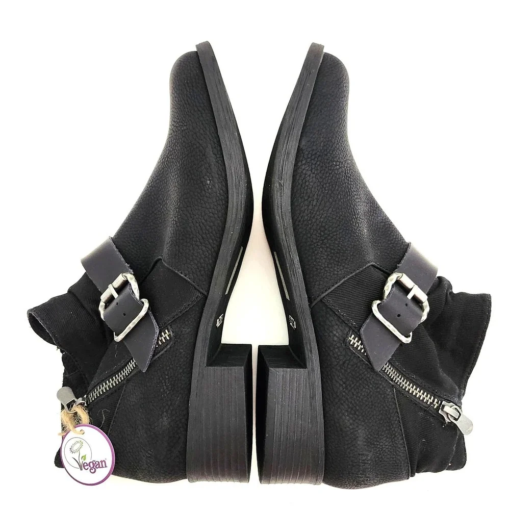 Blowfish Malibu Ankle Boots Black Vegan Leather Buckle Zipper Womens 7